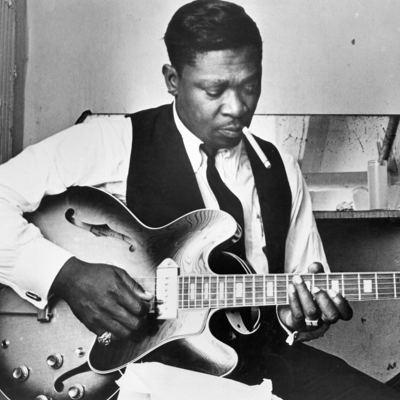 BBKing_0.jpg?itok=8wBxOO9v
